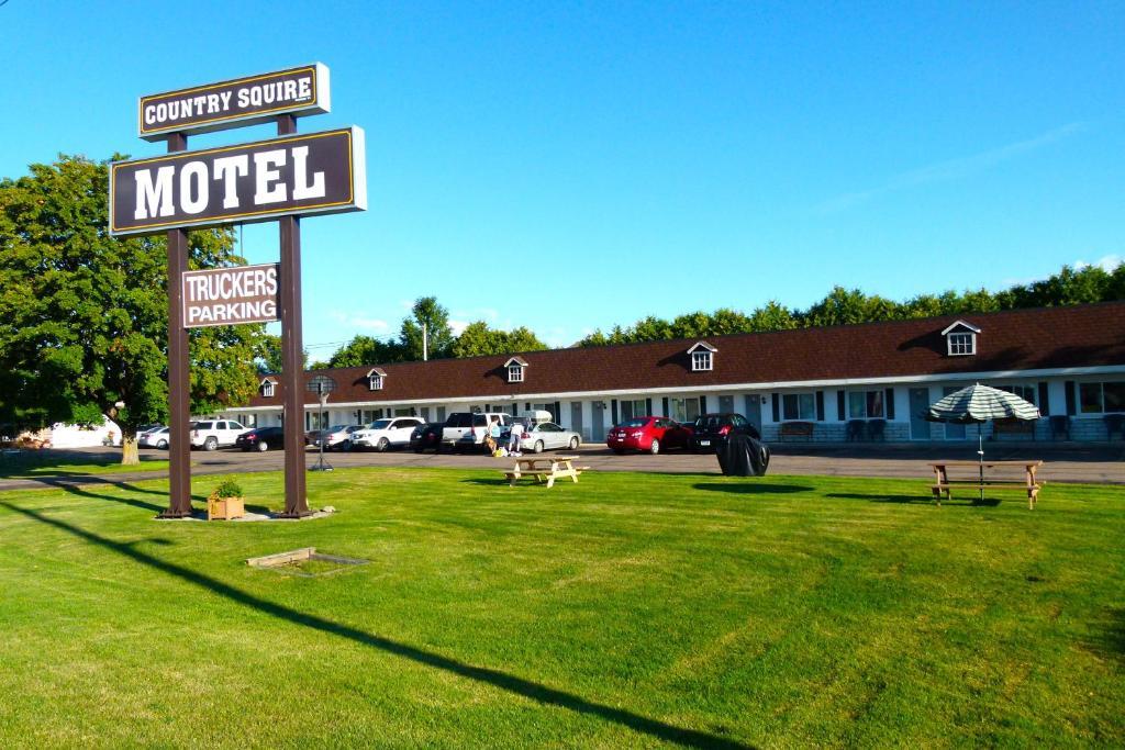 Country Squire Motel Arnprior Ngoại thất bức ảnh
